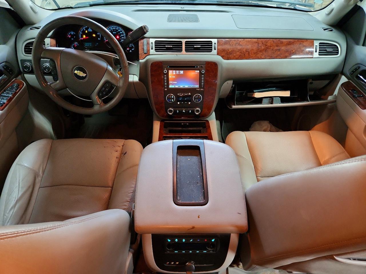 2013 Chevrolet Suburban K1500 Ltz White vin: 1GNSKKE74DR353211