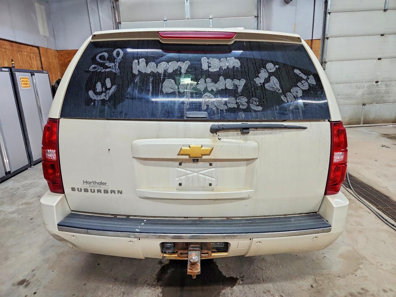 2013 Chevrolet Suburban K1500 Ltz White vin: 1GNSKKE74DR353211
