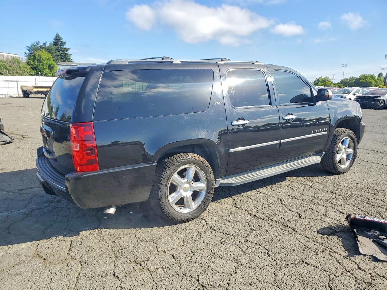2013 Chevrolet Suburban K1500 Ltz Black vin: 1GNSKKE77DR377325