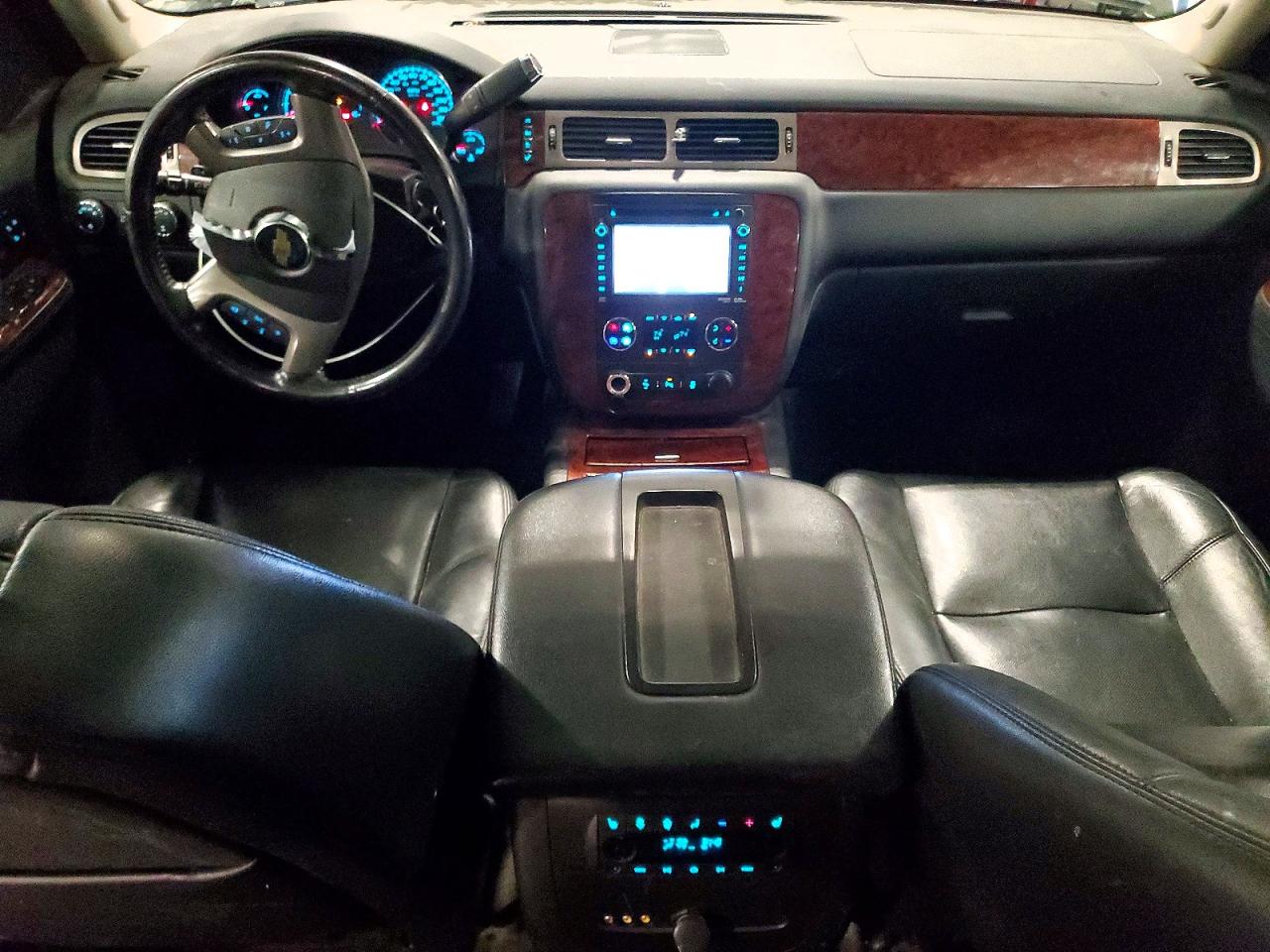 2013 Chevrolet Suburban K1500 Ltz Черный vin: 1GNSKKE78DR192684