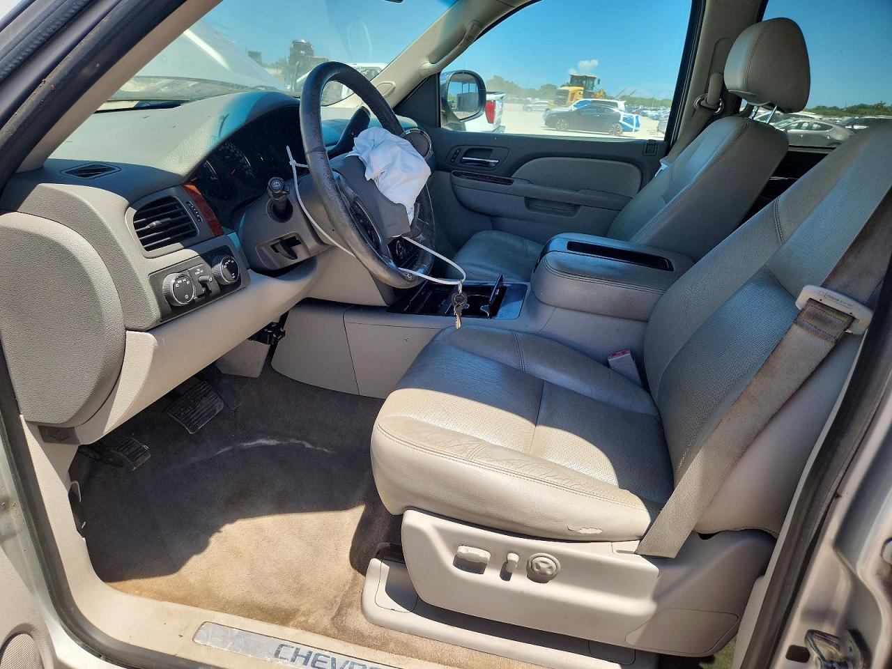 2013 Chevrolet Suburban K1500 Ltz Silver vin: 1GNSKKE78DR233654