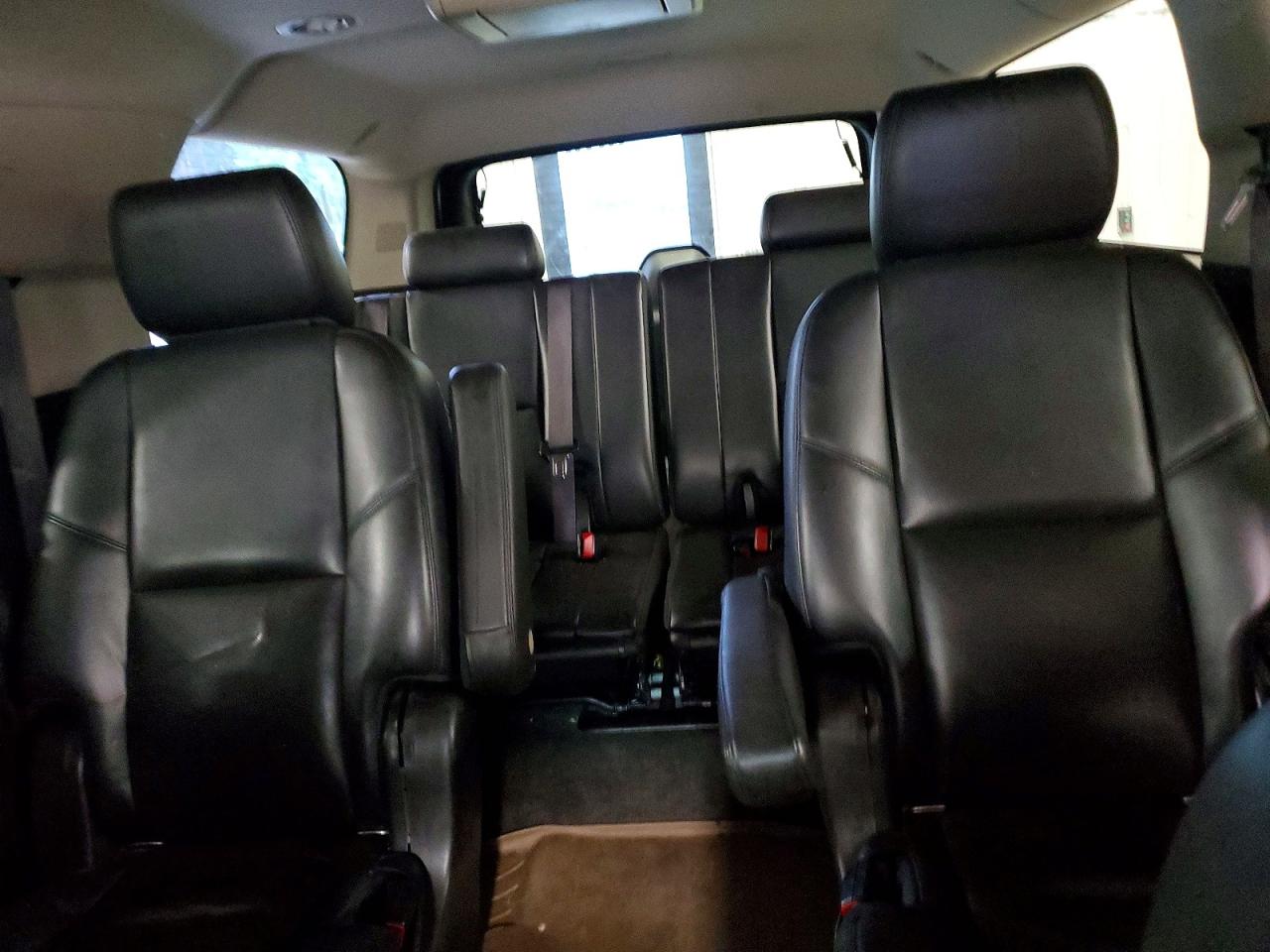 2014 Chevrolet Suburban K1500 Ltz White vin: 1GNSKKE78ER191763