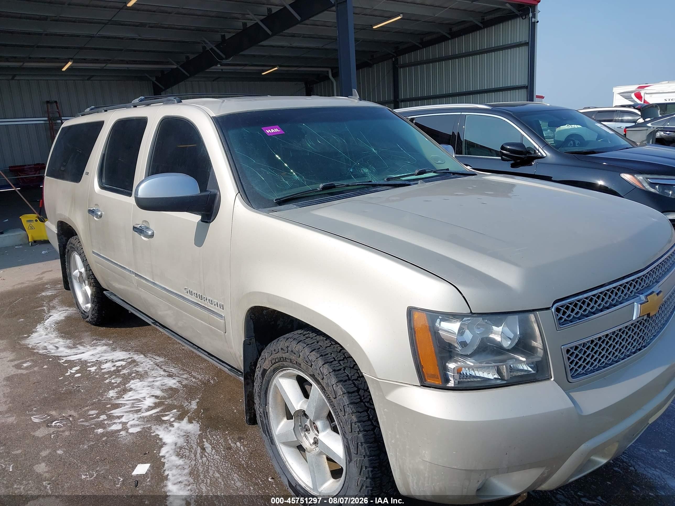 2013 Chevrolet Suburban Ltz Gold vin: 1GNSKKE7XDR129053