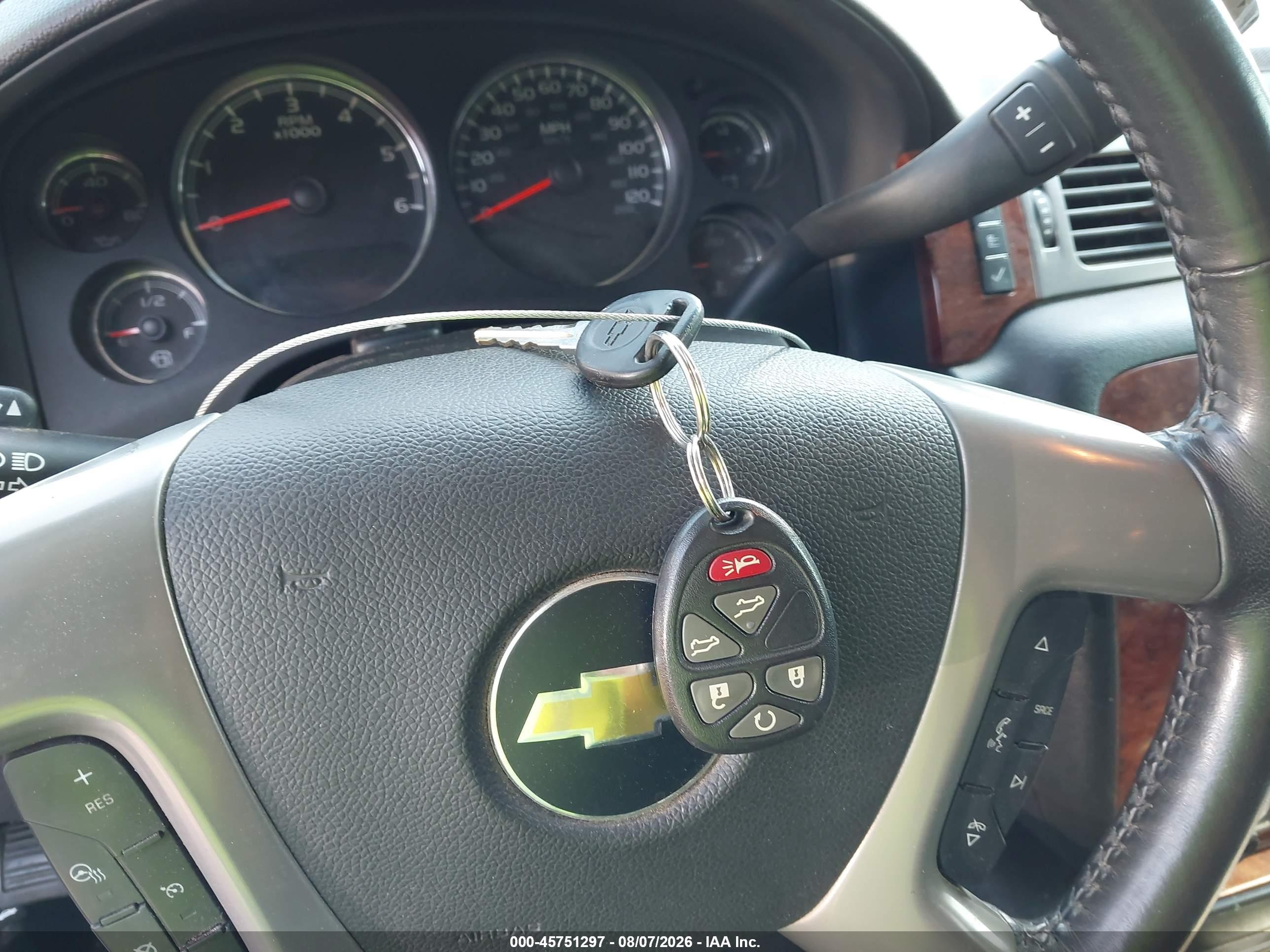 2013 Chevrolet Suburban Ltz Gold vin: 1GNSKKE7XDR129053