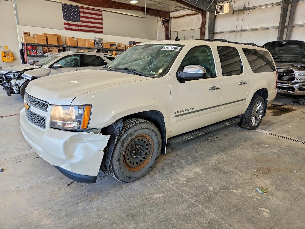 2013 Chevrolet Suburban K1500 Ltz White vin: 1GNSKKE7XDR292821