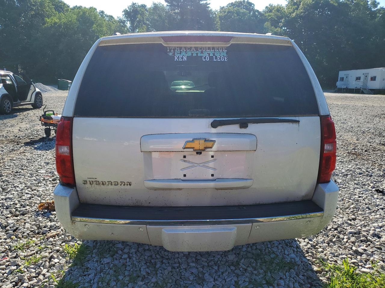 2013 Chevrolet Suburban K1500 Ltz White vin: 1GNSKKE7XDR376315