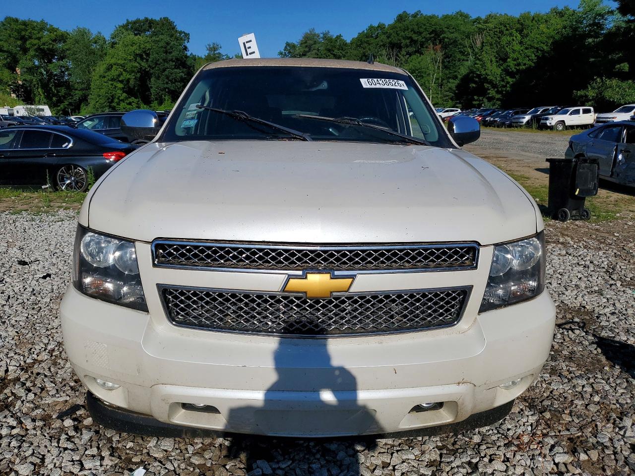 2013 Chevrolet Suburban K1500 Ltz White vin: 1GNSKKE7XDR376315