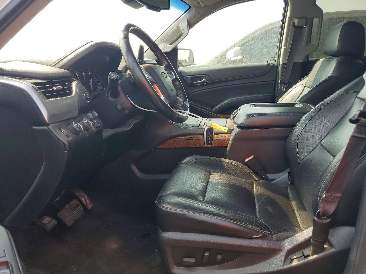 2015 Chevrolet Suburban K1500 Ltz White vin: 1GNSKKKC0FR186852
