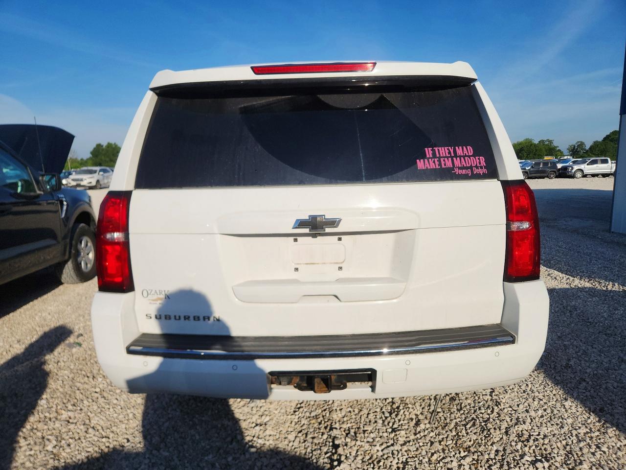 2015 Chevrolet Suburban K1500 Ltz White vin: 1GNSKKKC0FR240473