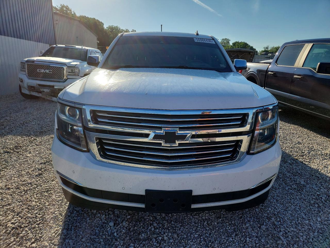 2015 Chevrolet Suburban K1500 Ltz White vin: 1GNSKKKC0FR240473