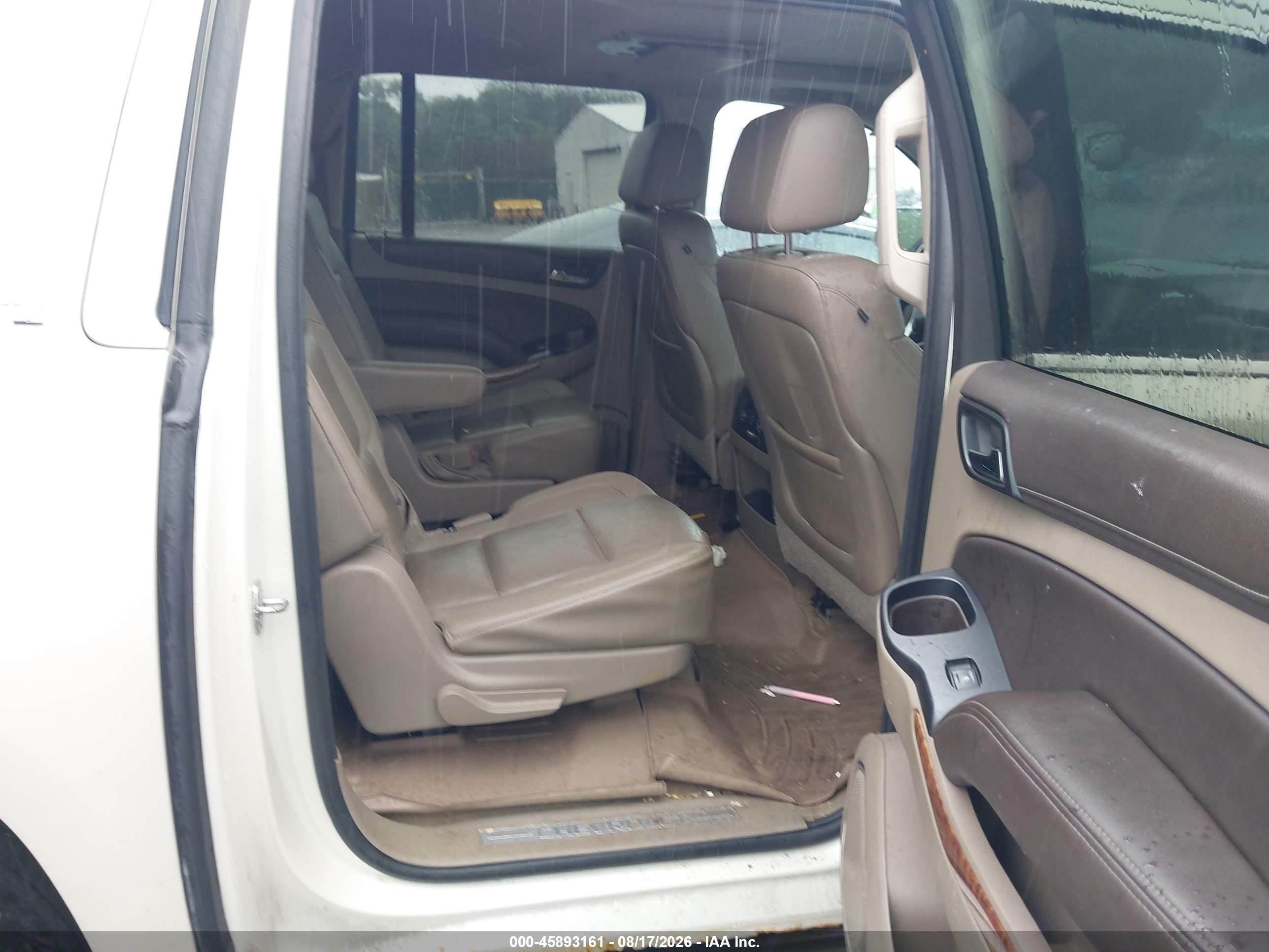 2015 Chevrolet Suburban Ltz Beige vin: 1GNSKKKC0FR247892