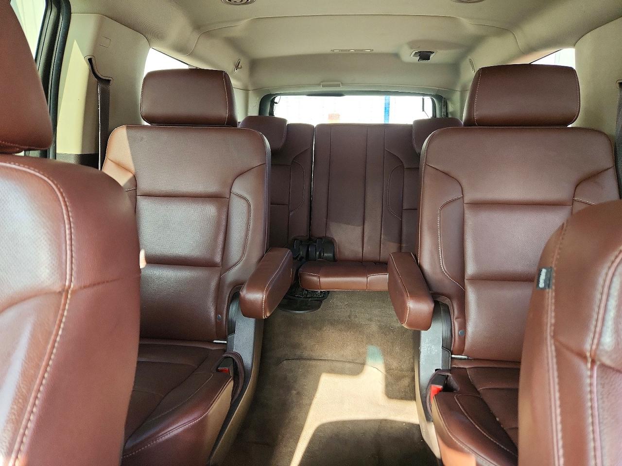 2015 Chevrolet Suburban K1500 Ltz White vin: 1GNSKKKC0FR253790