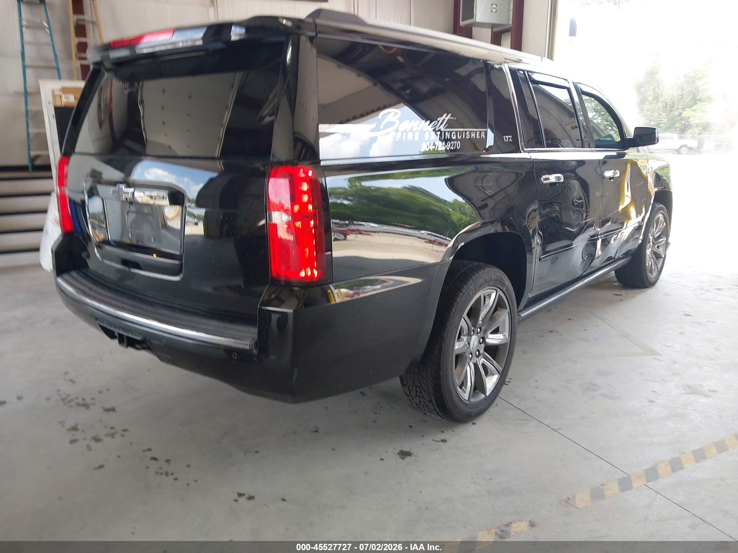 2015 Chevrolet Suburban Ltz Black vin: 1GNSKKKC0FR616024