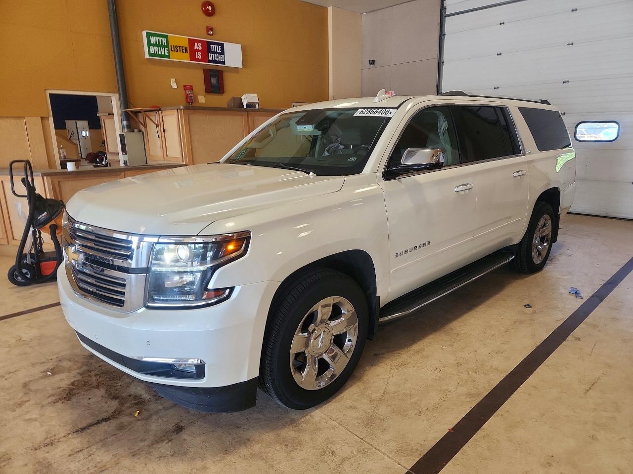 2015 Chevrolet Suburban K1500 Ltz White vin: 1GNSKKKC0FR684940