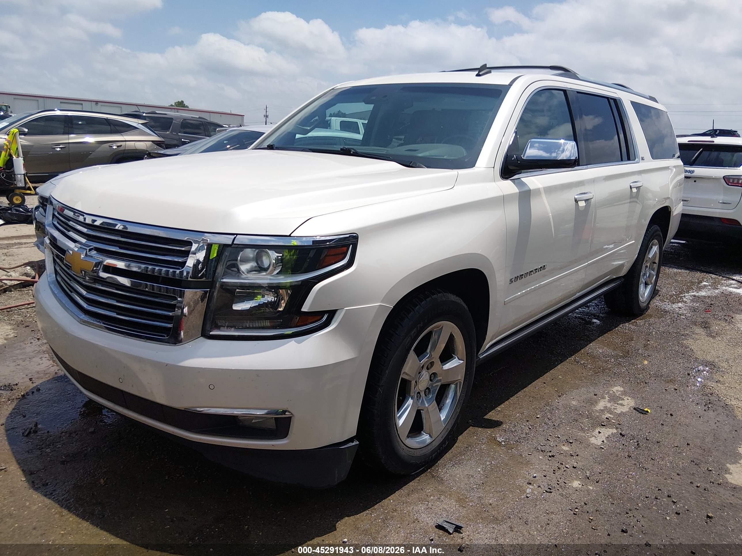 2015 Chevrolet Suburban 1500 Ltz White vin: 1GNSKKKC1FR121735