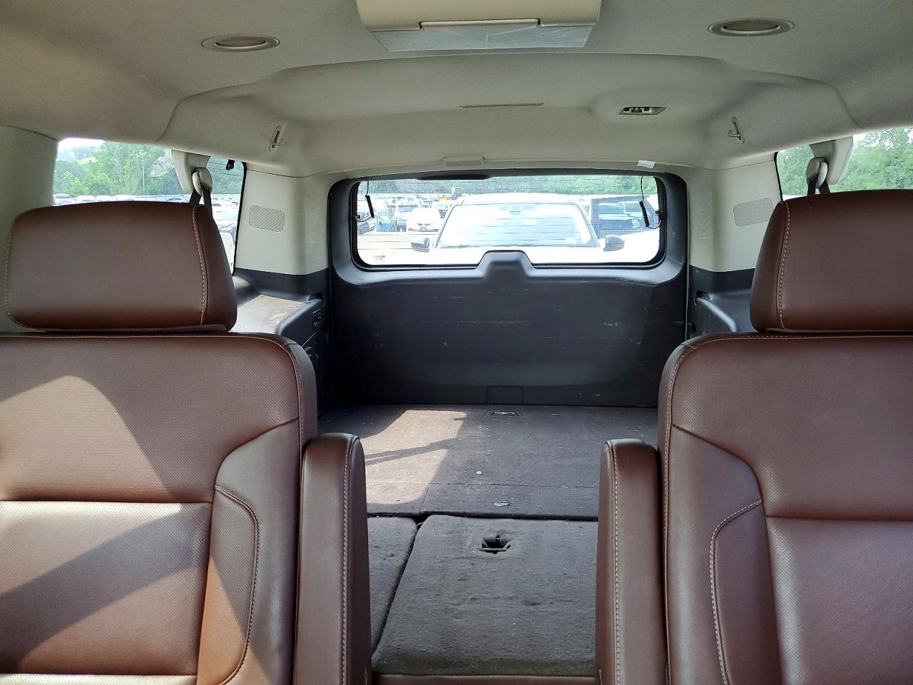 2015 Chevrolet Suburban K1500 Ltz White vin: 1GNSKKKC1FR285969