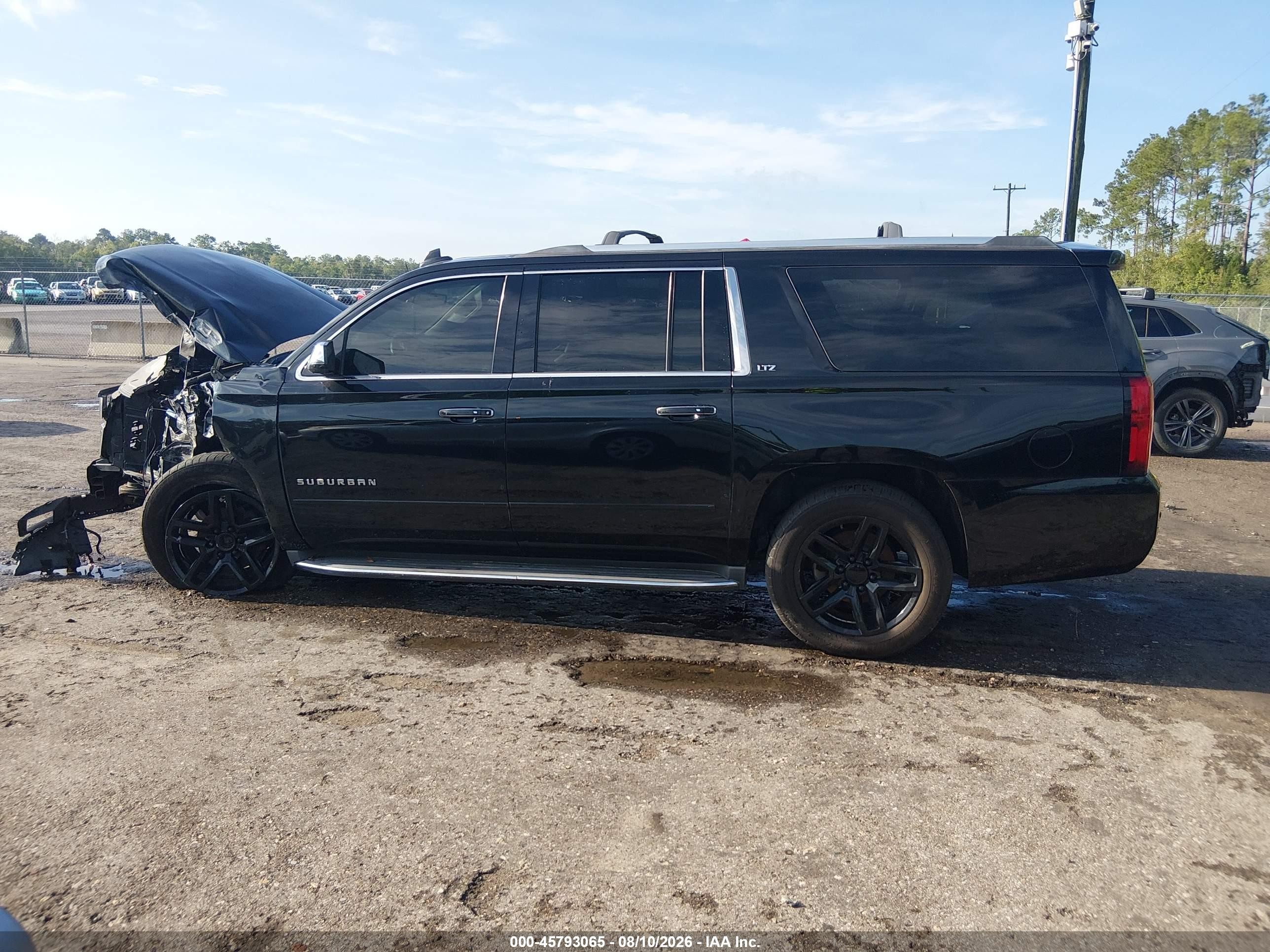 2015 Chevrolet Suburban Ltz Black vin: 1GNSKKKC1FR597029