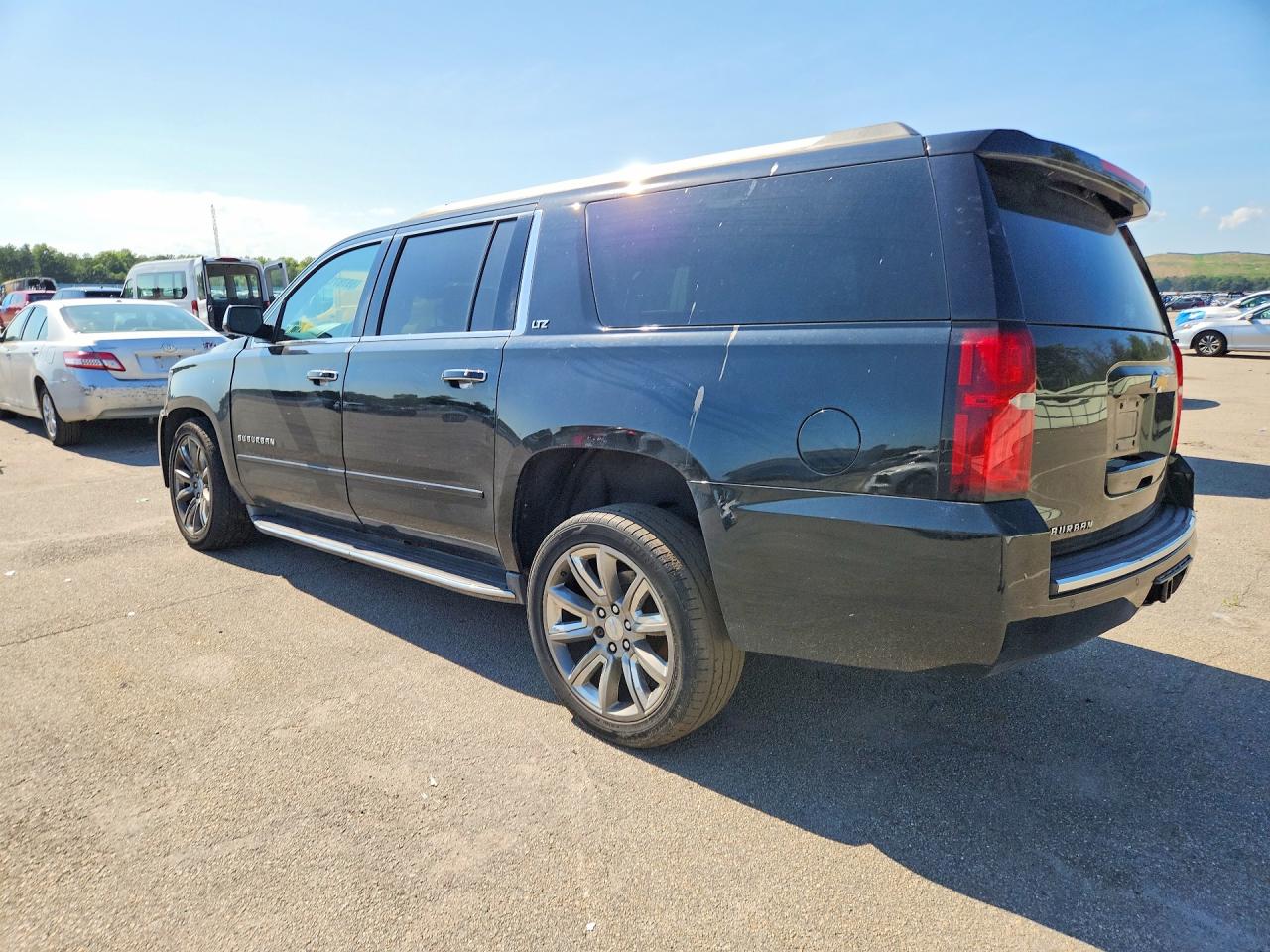 2015 Chevrolet Suburban K1500 Ltz Black vin: 1GNSKKKC1FR680119