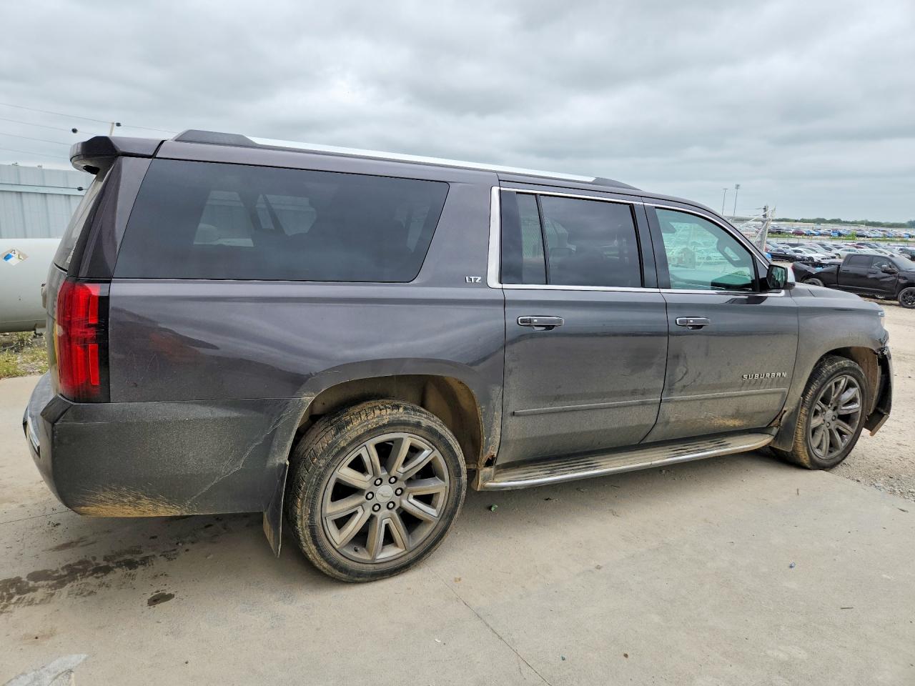 2015 Chevrolet Suburban K1500 Ltz Gray vin: 1GNSKKKC2FR177182