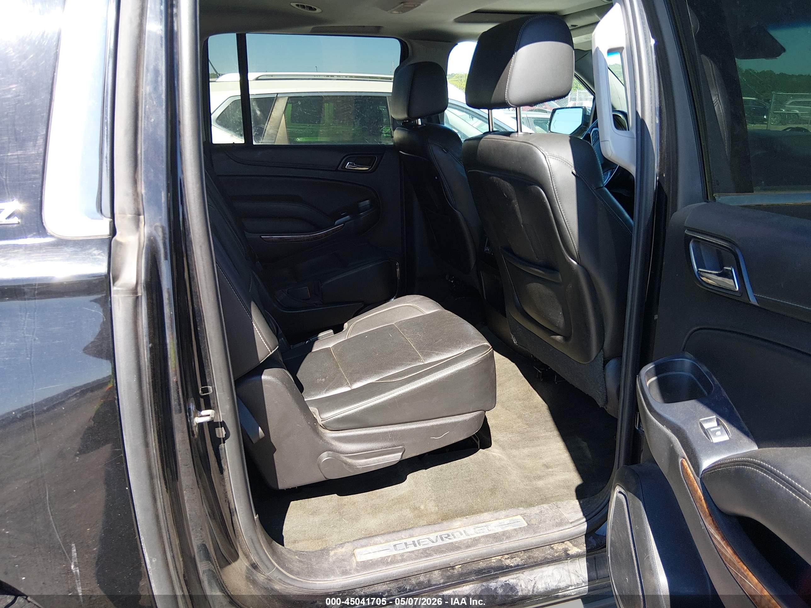 2015 Chevrolet Suburban 1500 Ltz Black vin: 1GNSKKKC3FR207614