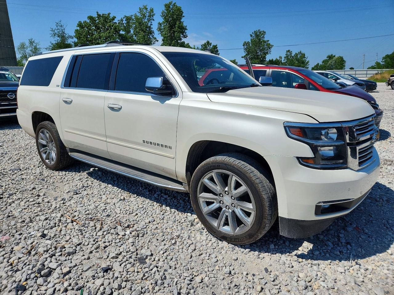 2015 Chevrolet Suburban K1500 Ltz White vin: 1GNSKKKC3FR239463