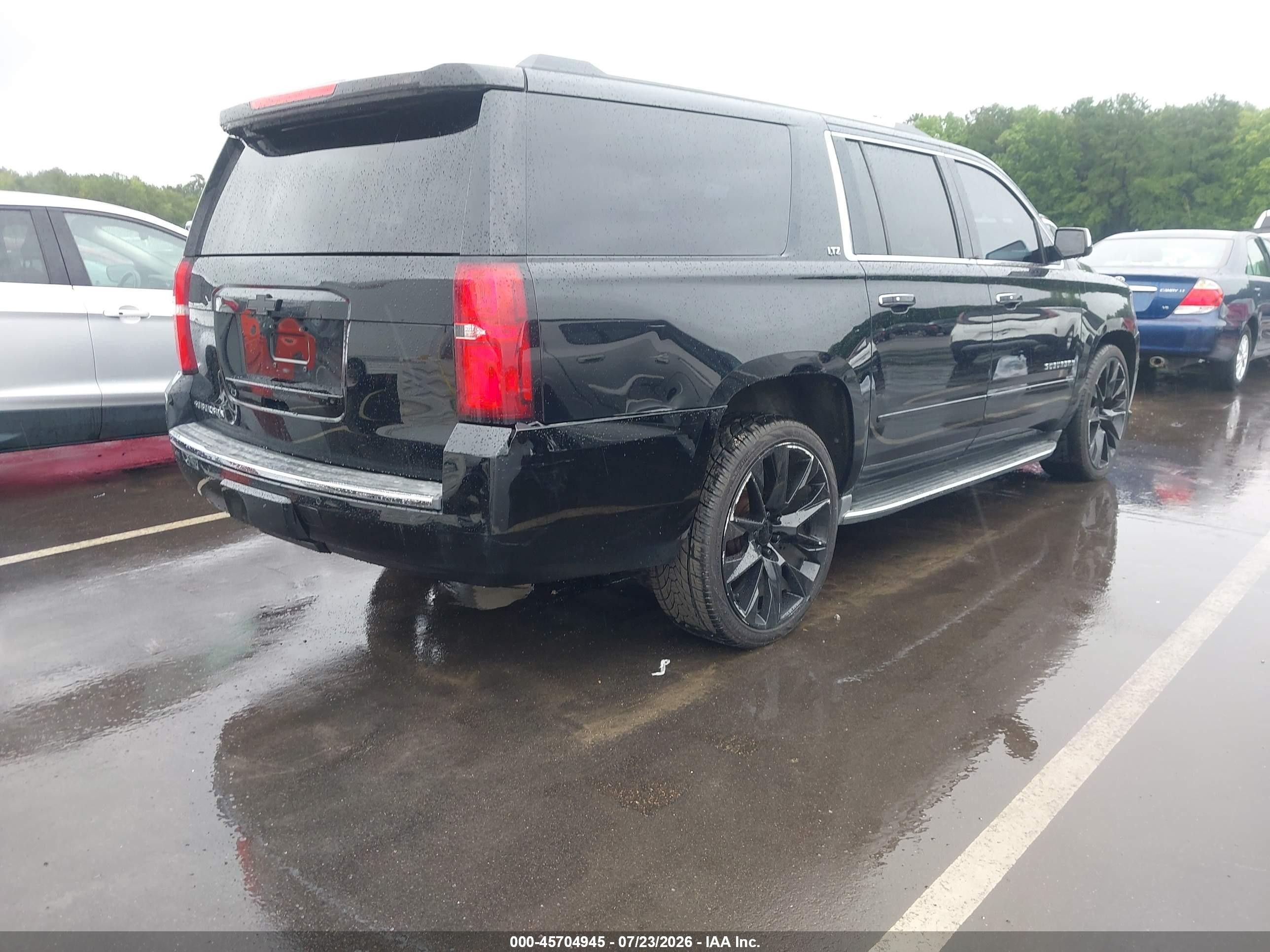 2015 Chevrolet Suburban Ltz Black vin: 1GNSKKKC3FR708566