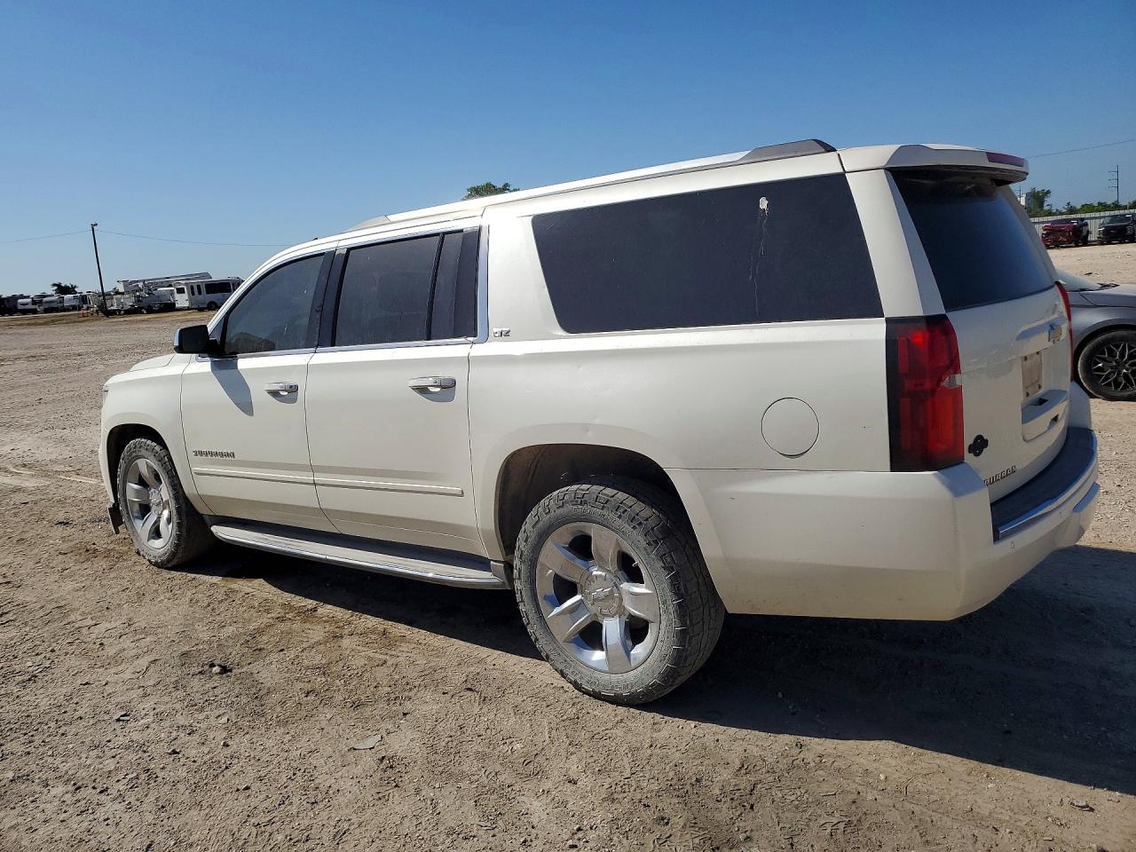 2015 Chevrolet Suburban K1500 Ltz Бежевый vin: 1GNSKKKC4FR246583