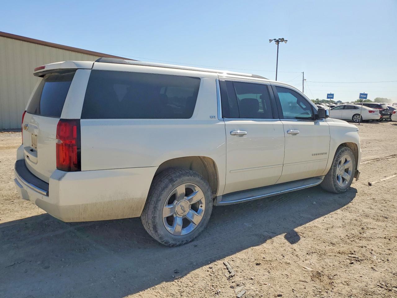 2015 Chevrolet Suburban K1500 Ltz Бежевый vin: 1GNSKKKC4FR246583