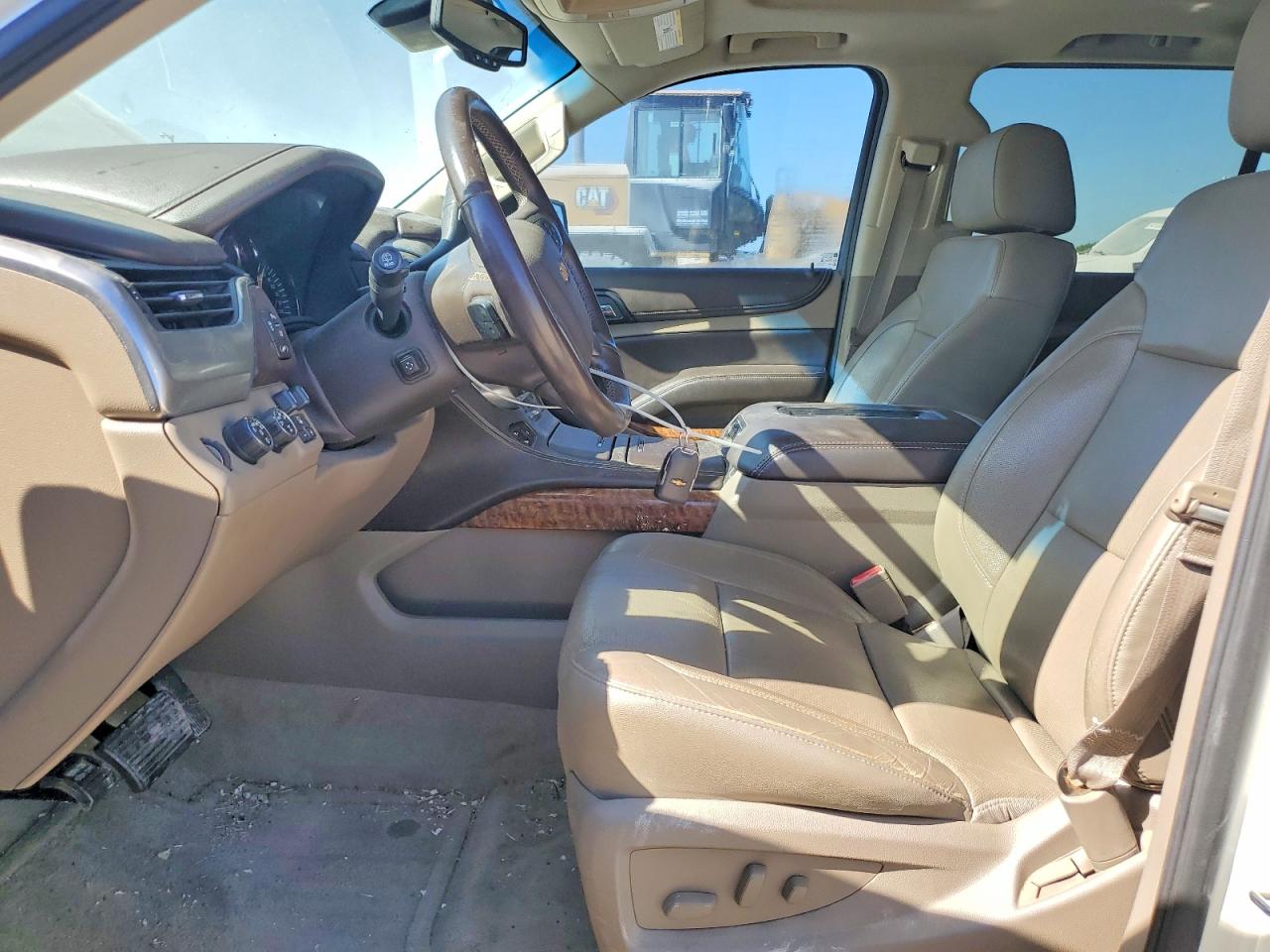 2015 Chevrolet Suburban K1500 Ltz Бежевый vin: 1GNSKKKC4FR246583