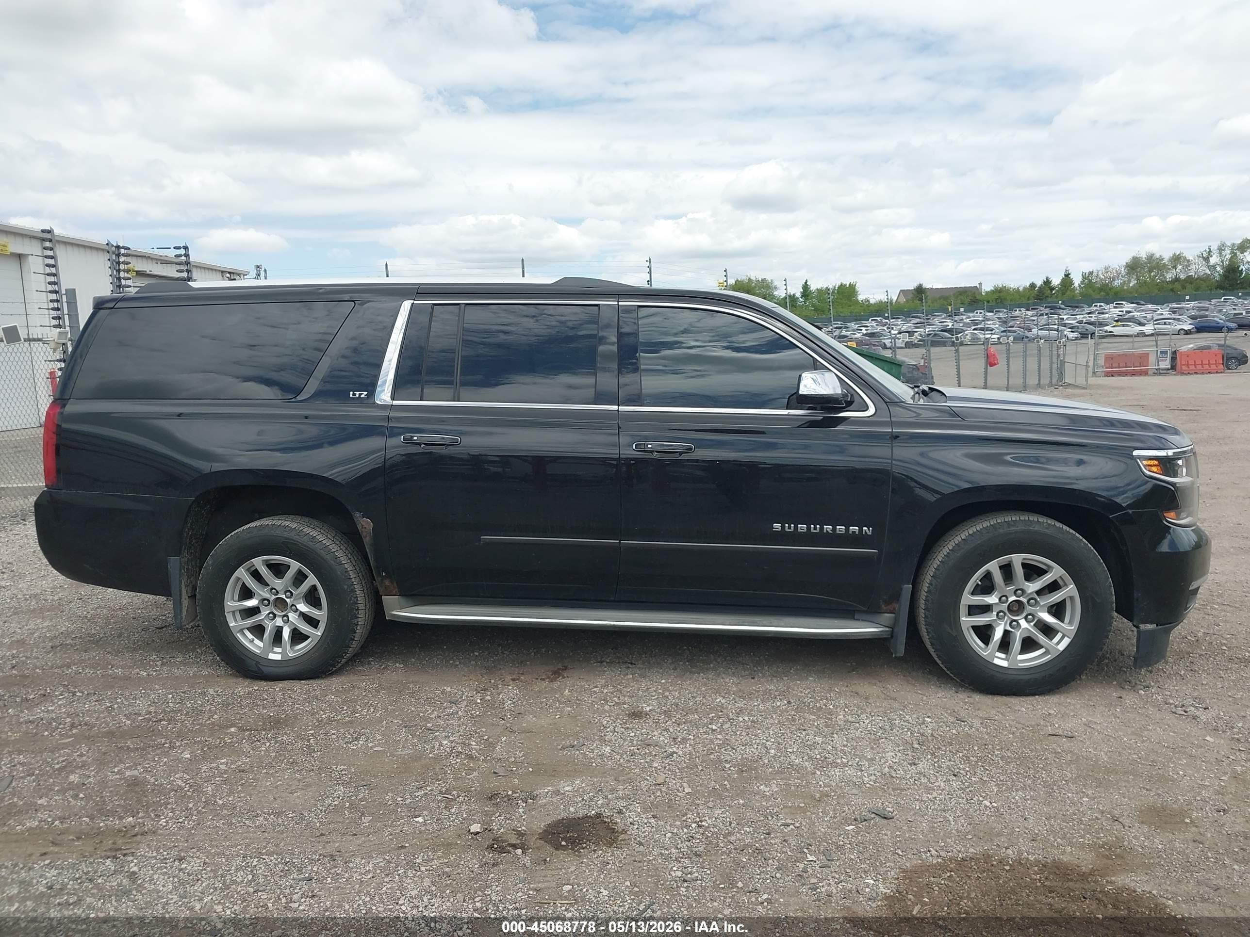 2015 Chevrolet Suburban 1500 Ltz Black vin: 1GNSKKKC5FR190914