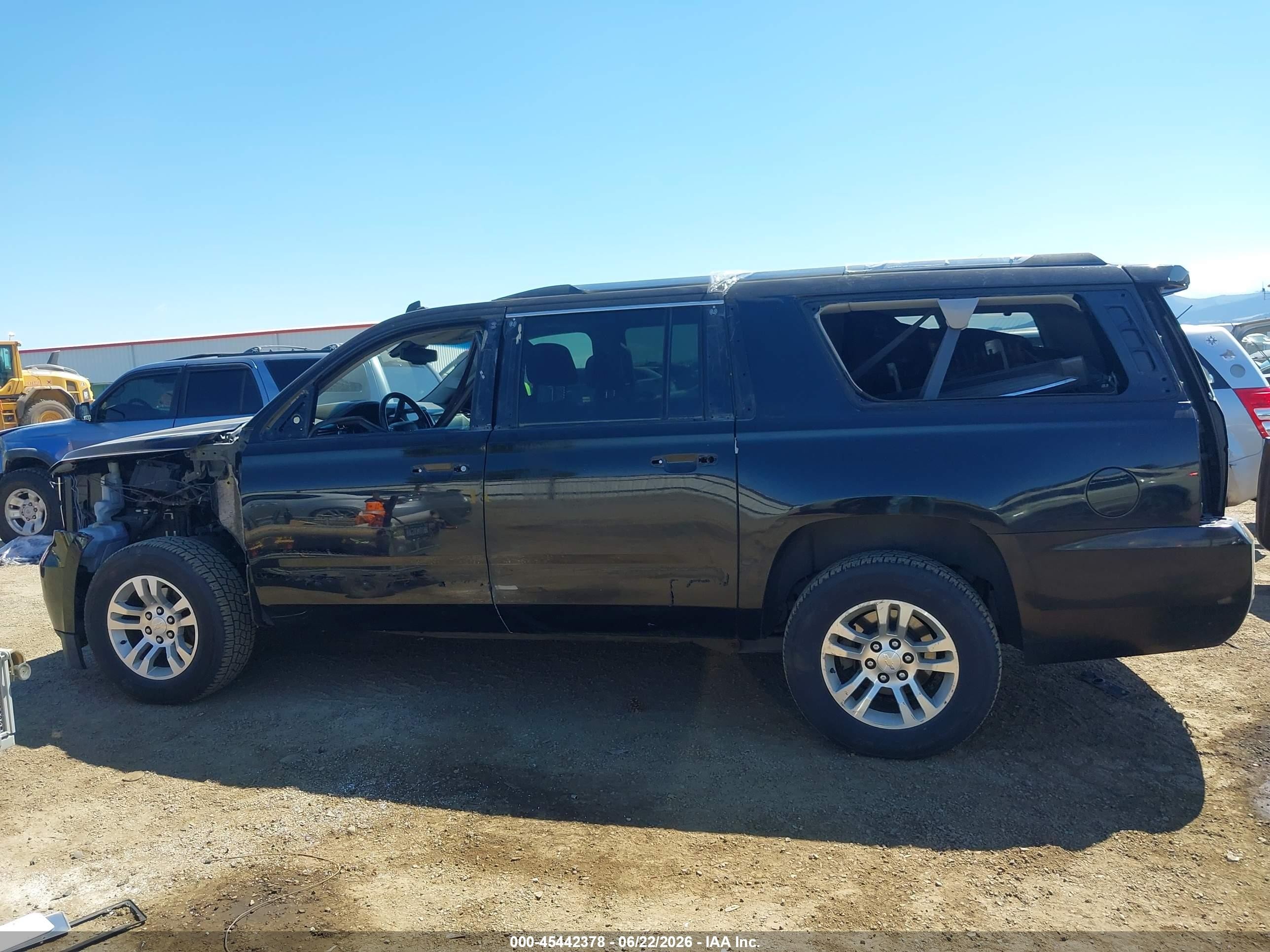 2015 Chevrolet Suburban Ltz Black vin: 1GNSKKKC5FR292603
