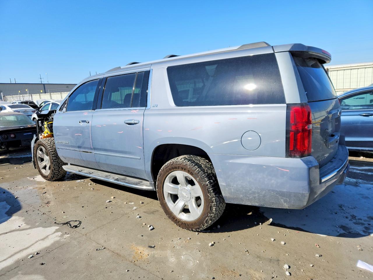 2015 Chevrolet Suburban K1500 Ltz Синий vin: 1GNSKKKC5FR730682