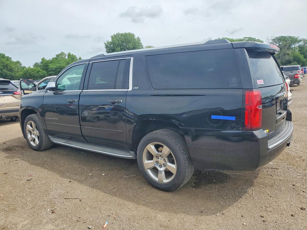 2015 Chevrolet Suburban K1500 Ltz Black vin: 1GNSKKKC6FR146484