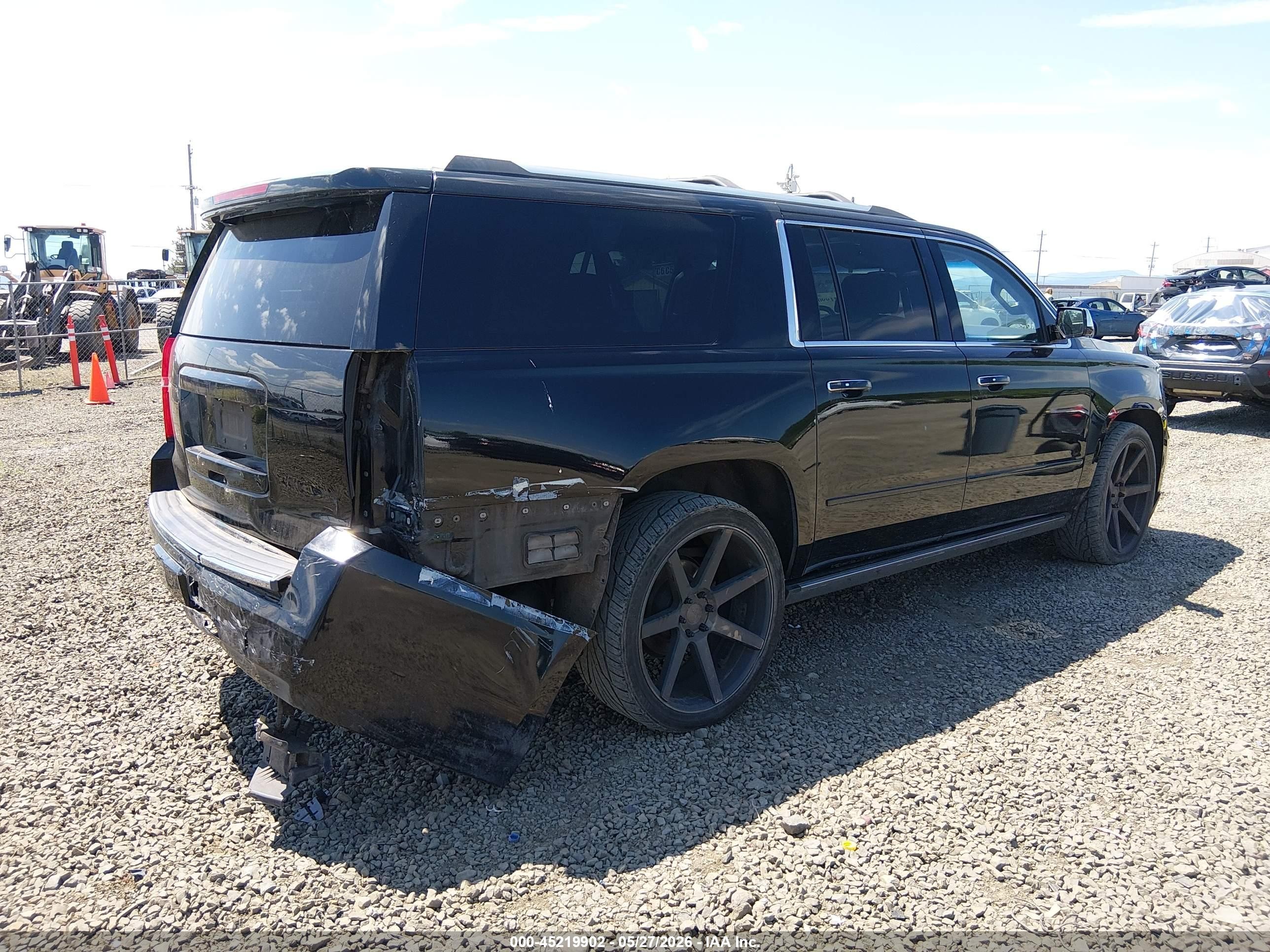 2015 Chevrolet Suburban 1500 Ltz Black vin: 1GNSKKKC6FR232202