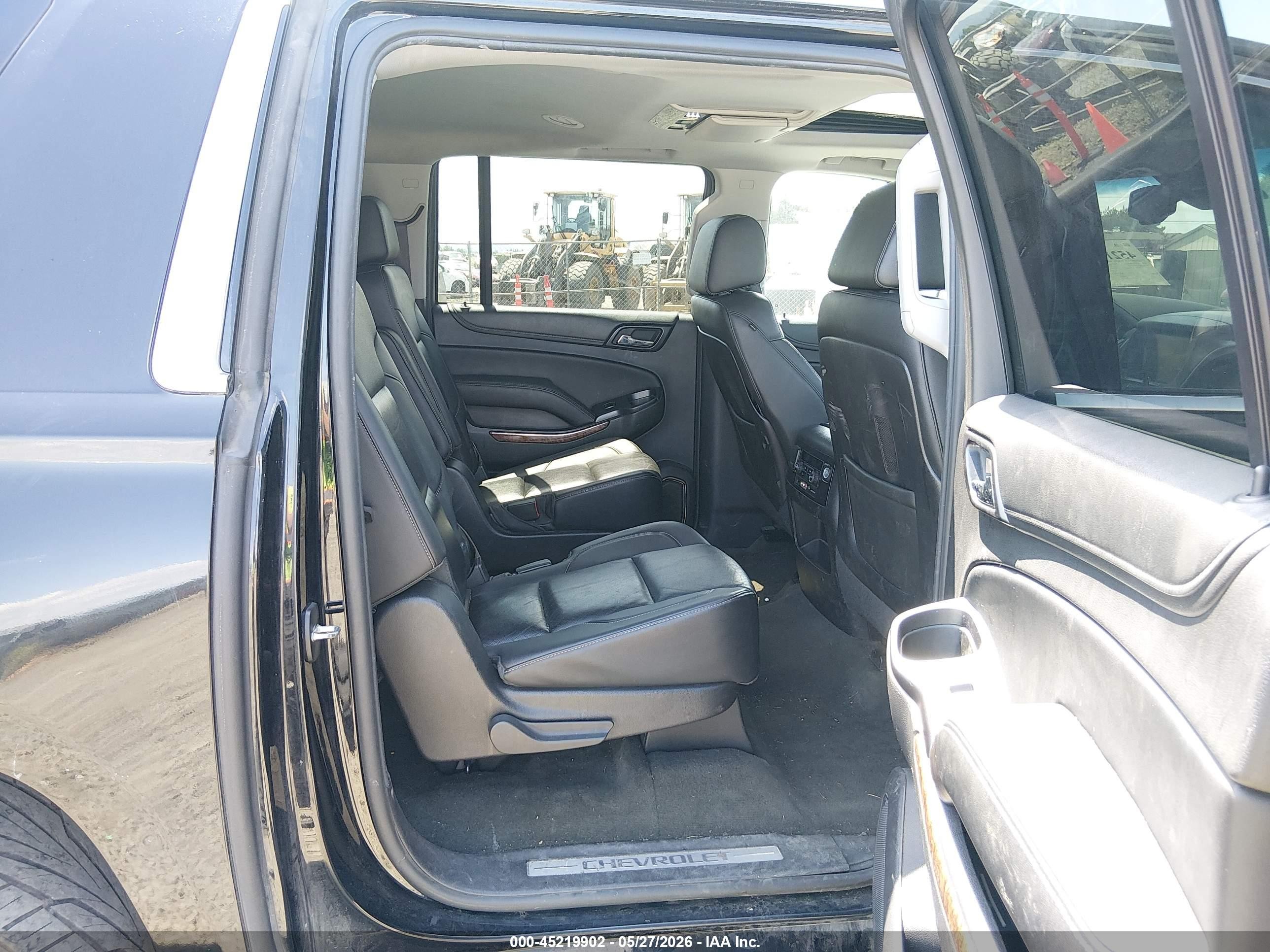 2015 Chevrolet Suburban 1500 Ltz Black vin: 1GNSKKKC6FR232202