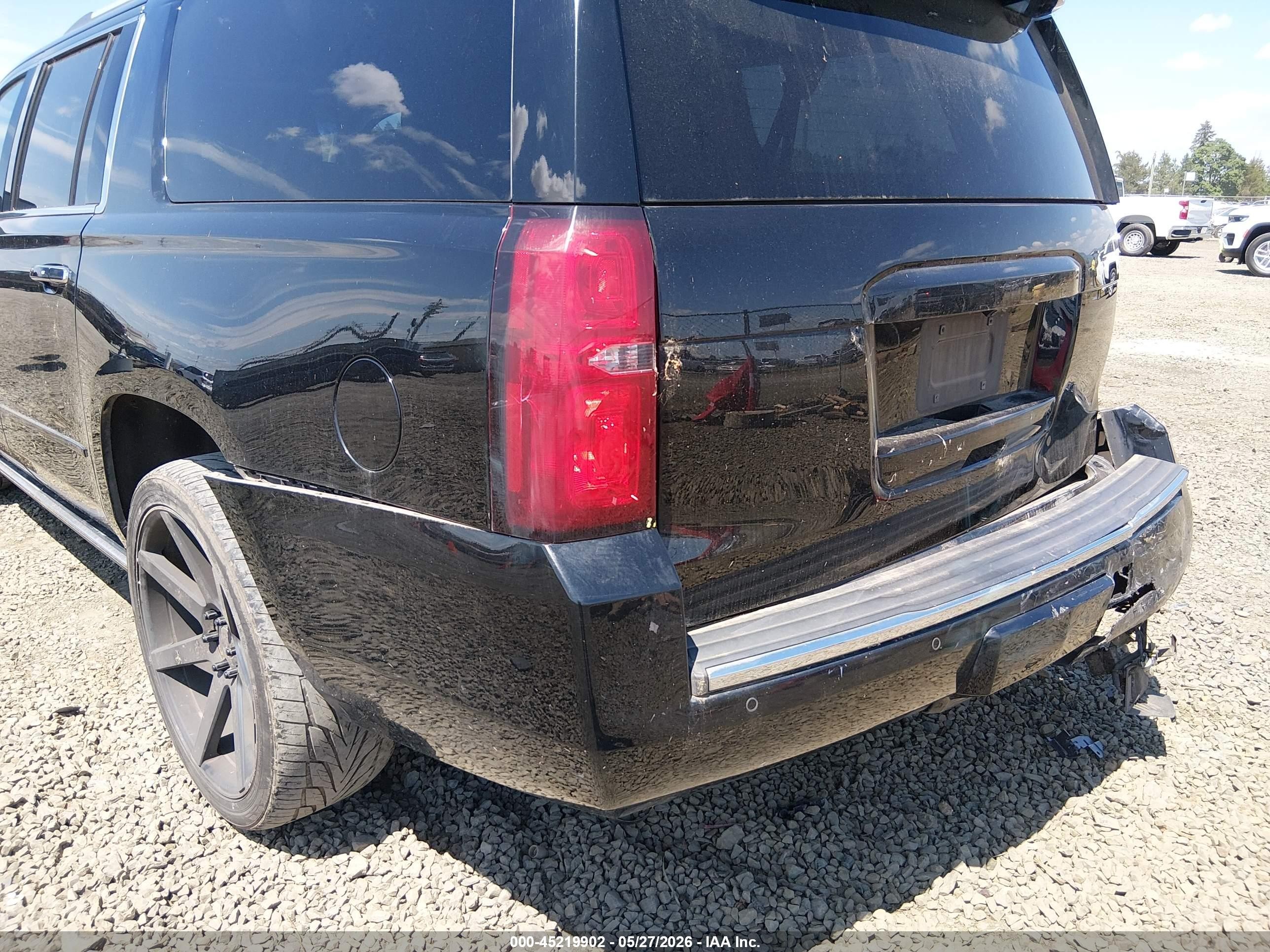 2015 Chevrolet Suburban 1500 Ltz Black vin: 1GNSKKKC6FR232202