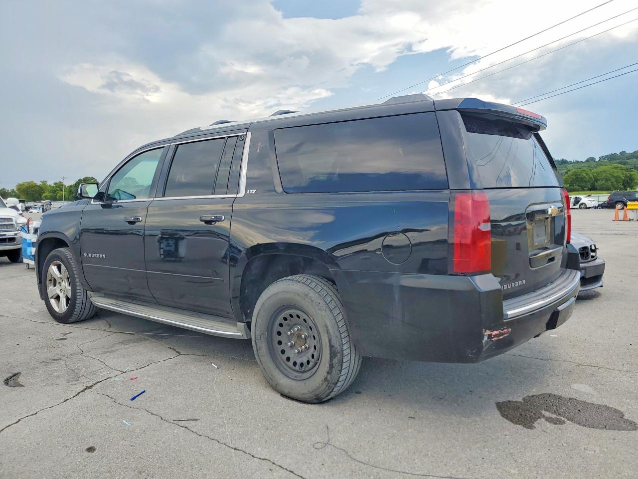 2015 Chevrolet Suburban K1500 Ltz Black vin: 1GNSKKKC7FR303911