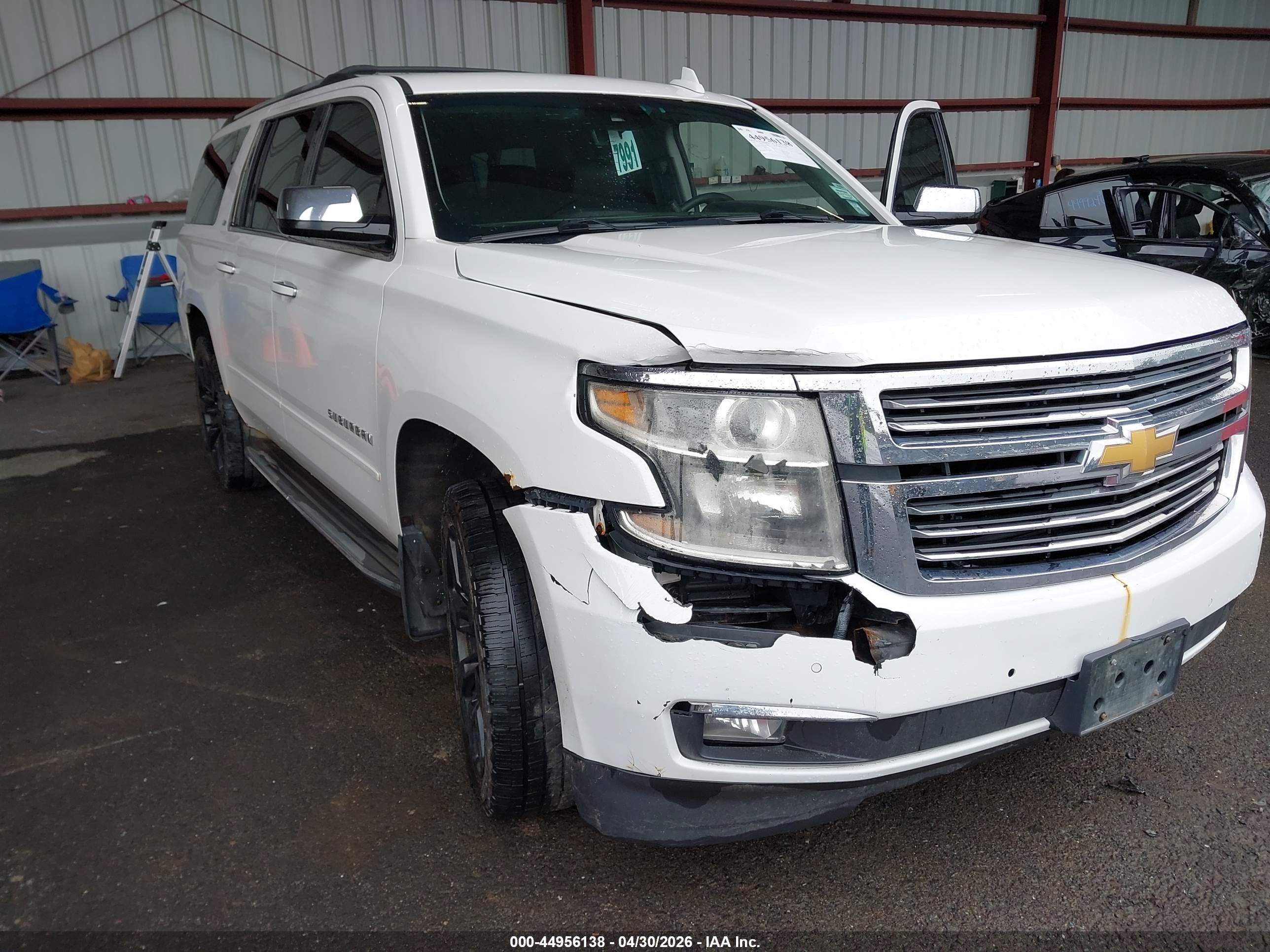 2015 Chevrolet Suburban 1500 Ltz White vin: 1GNSKKKC7FR540494