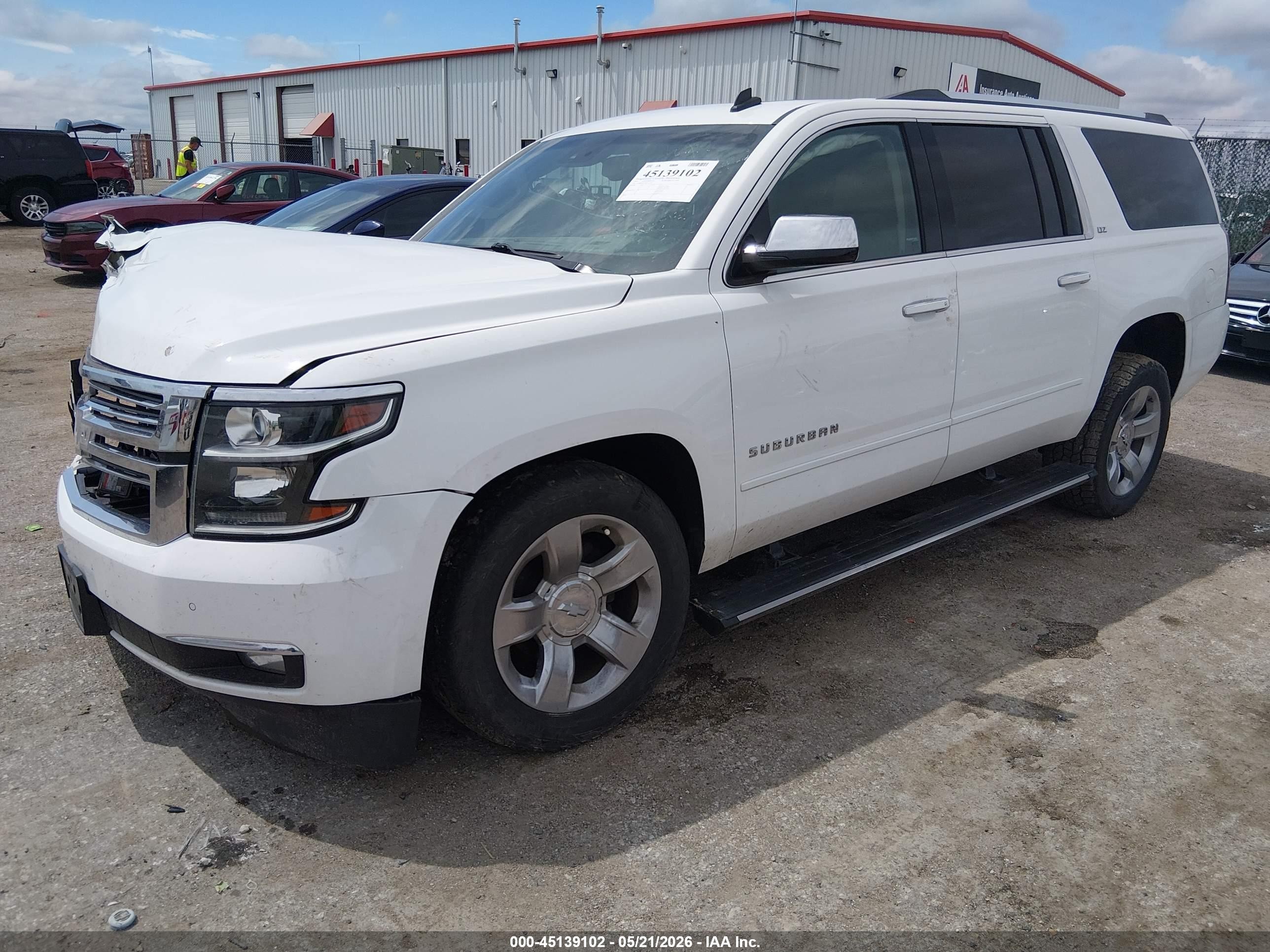 2015 Chevrolet Suburban 1500 Ltz White vin: 1GNSKKKC9FR115763