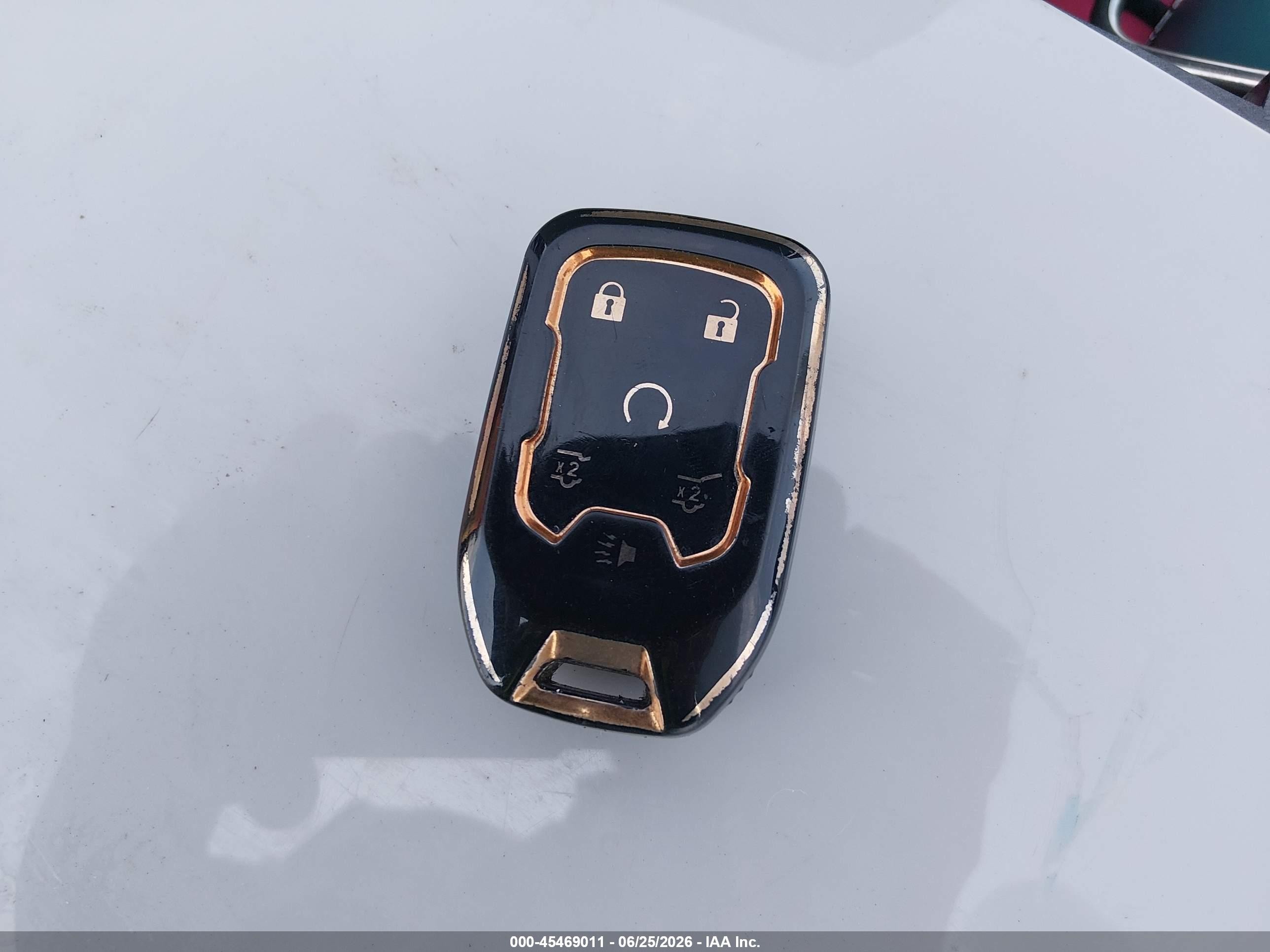 2015 Chevrolet Suburban Ltz Серебряный vin: 1GNSKKKC9FR198031