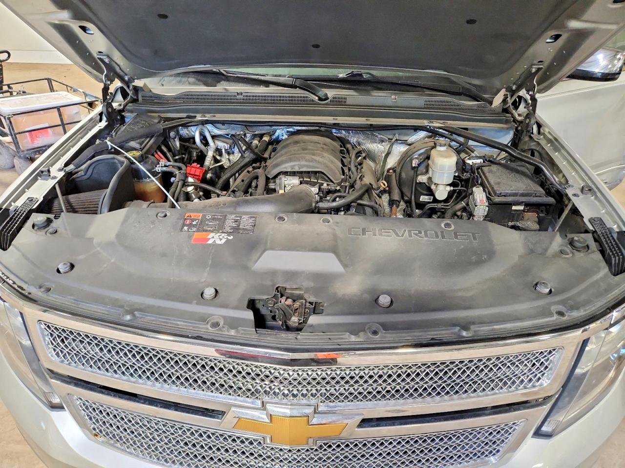 2015 Chevrolet Suburban K1500 Ltz Silver vin: 1GNSKKKC9FR206175