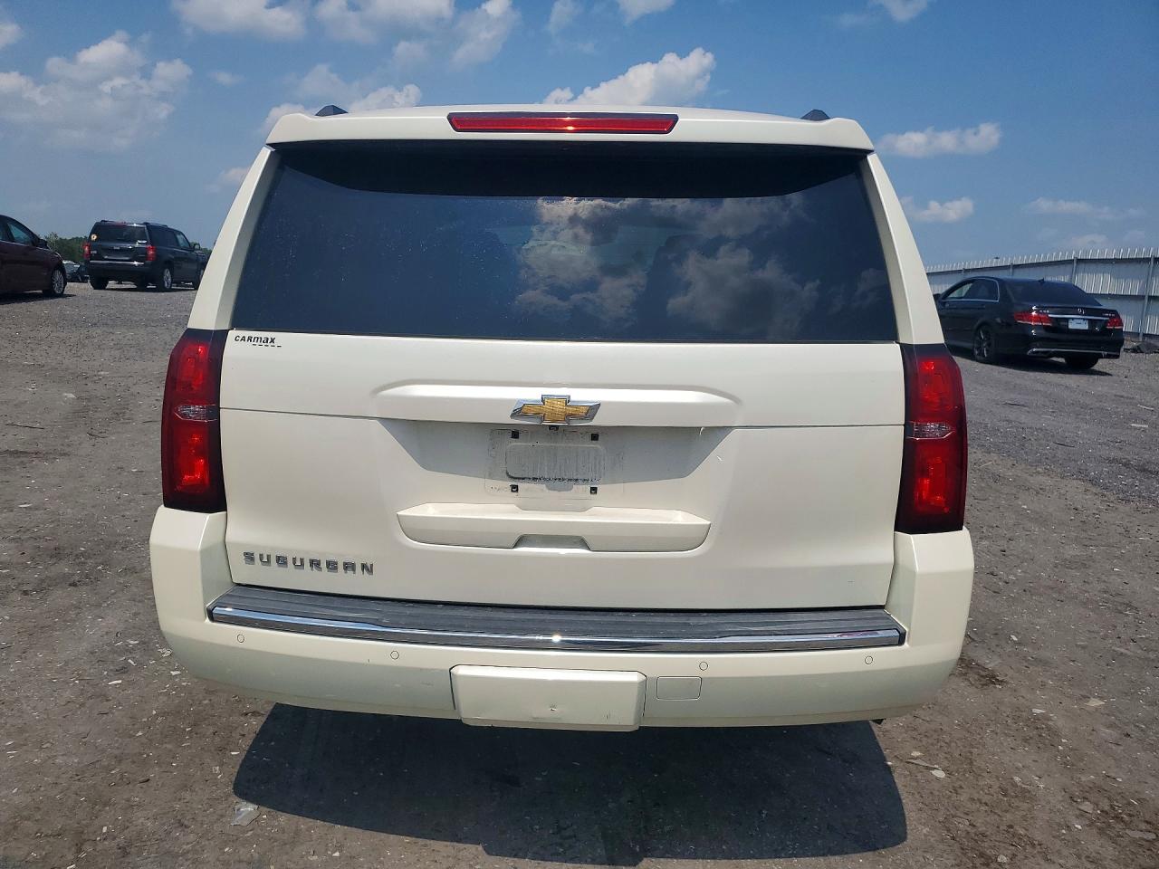 2015 Chevrolet Suburban K1500 Ltz White vin: 1GNSKKKC9FR537189