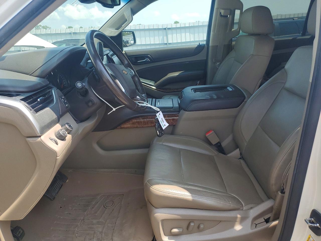 2015 Chevrolet Suburban K1500 Ltz White vin: 1GNSKKKC9FR537189