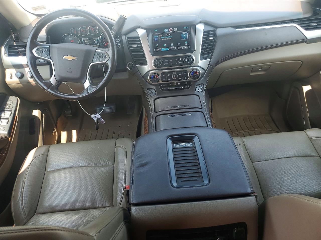 2015 Chevrolet Suburban K1500 Ltz White vin: 1GNSKKKC9FR537189
