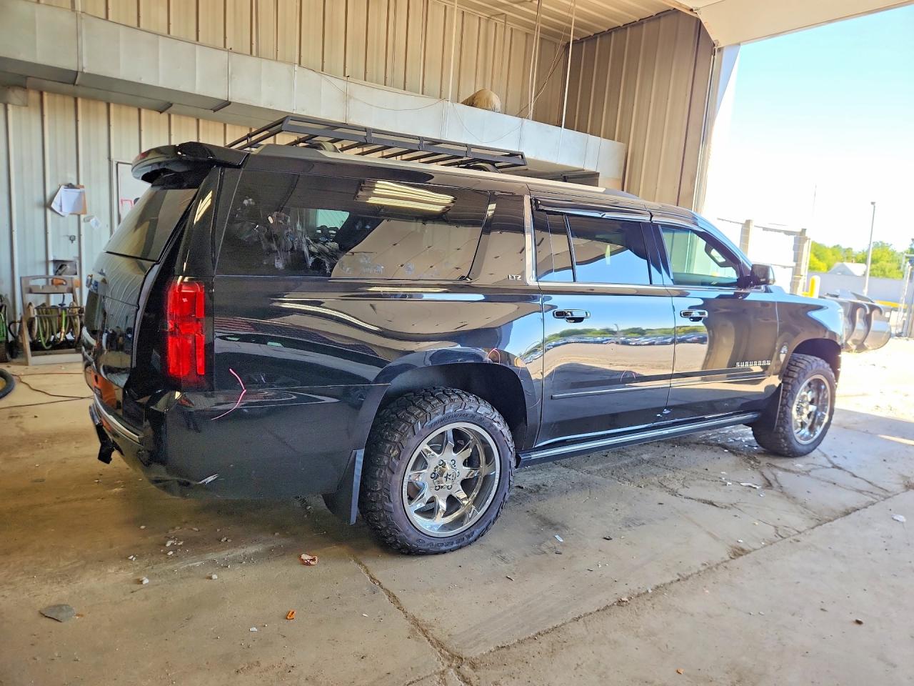 2015 Chevrolet Suburban K1500 Ltz Black vin: 1GNSKKKCXFR122771