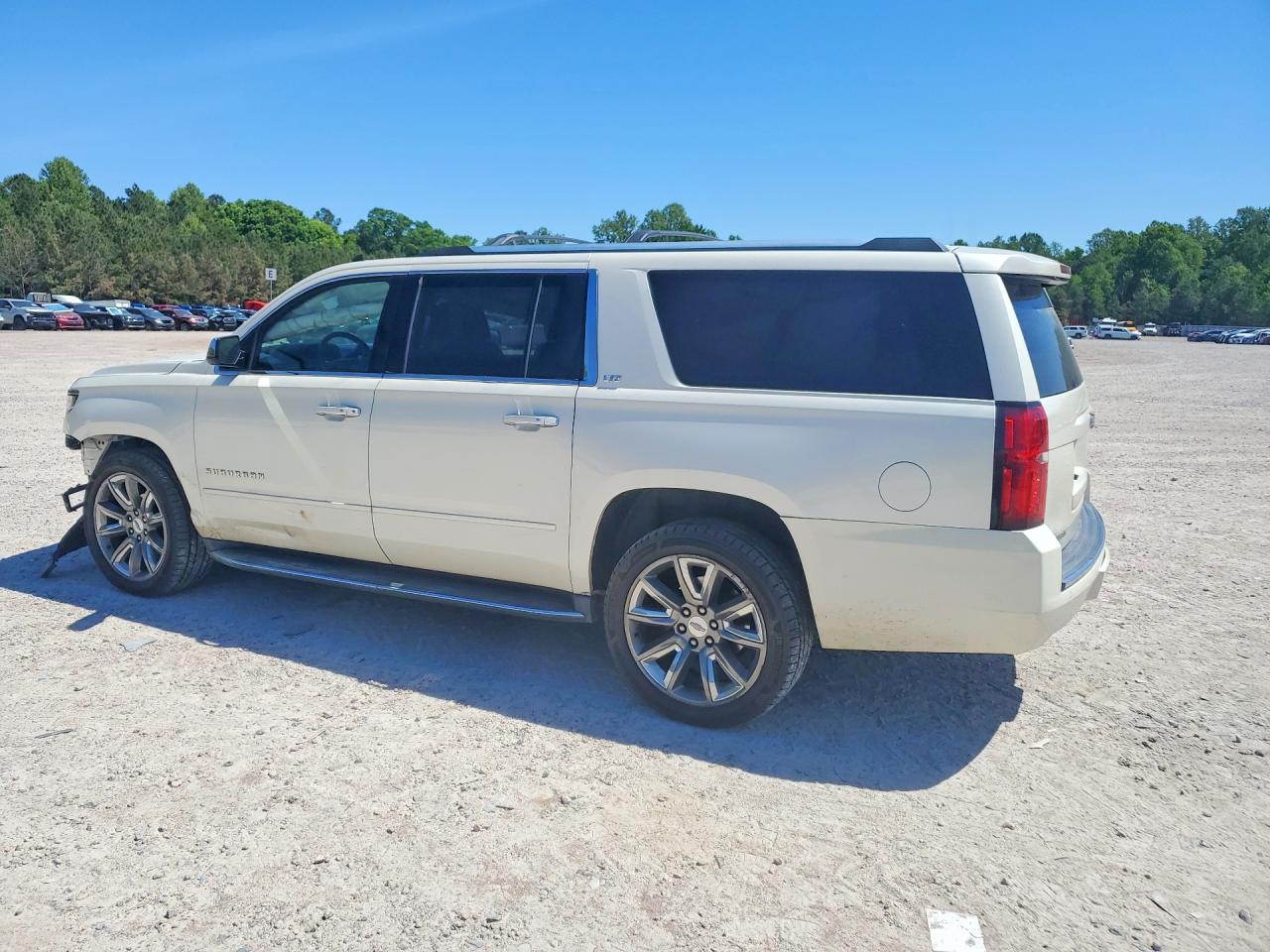 2015 Chevrolet Suburban K1500 Ltz White vin: 1GNSKKKCXFR289552