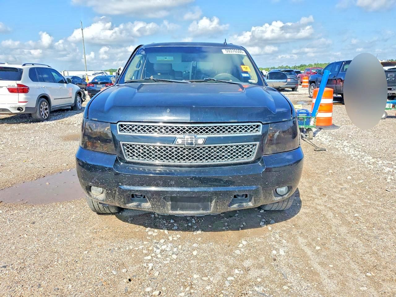 2010 Chevrolet Tahoe Black vin: 1GNUCBE02AR288671