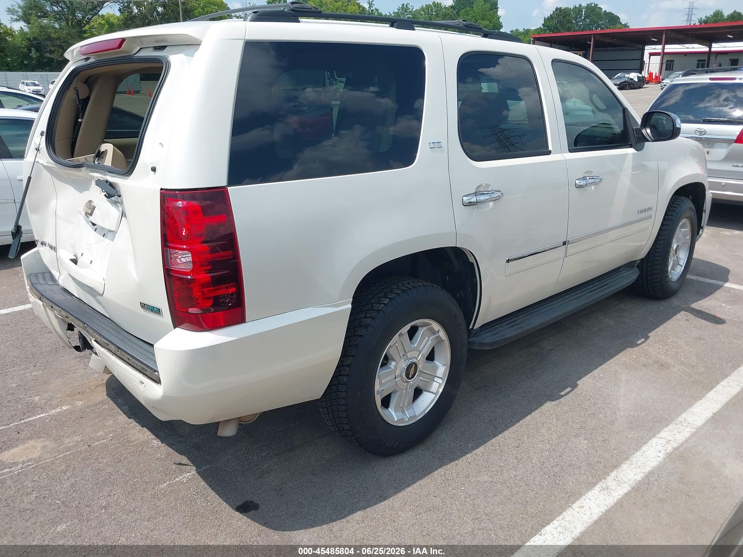 2010 Chevrolet Tahoe Ltz Cream vin: 1GNUCCE02AR290264