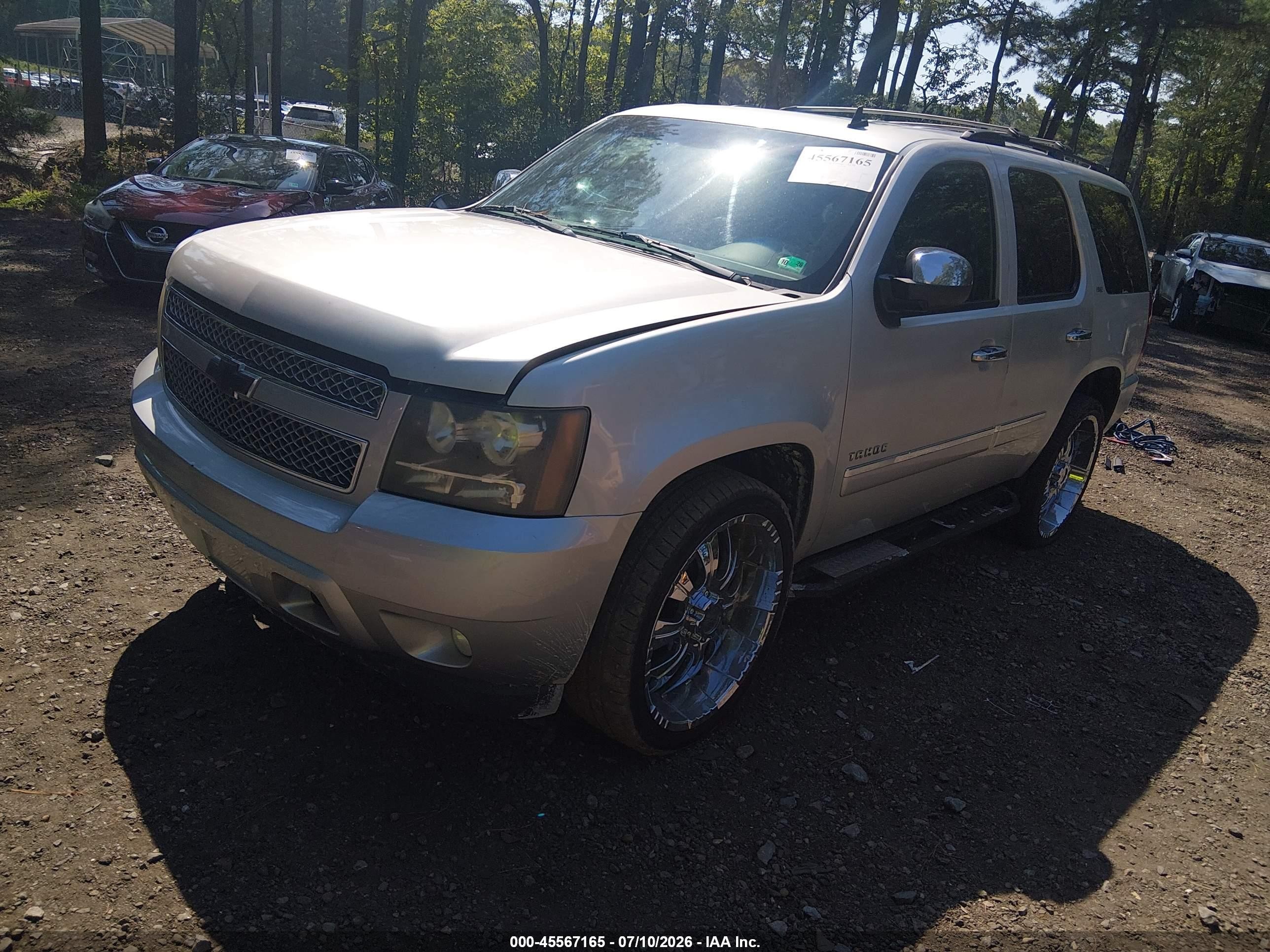 2010 Chevrolet Tahoe Ltz Silver vin: 1GNUCCE04AR168313