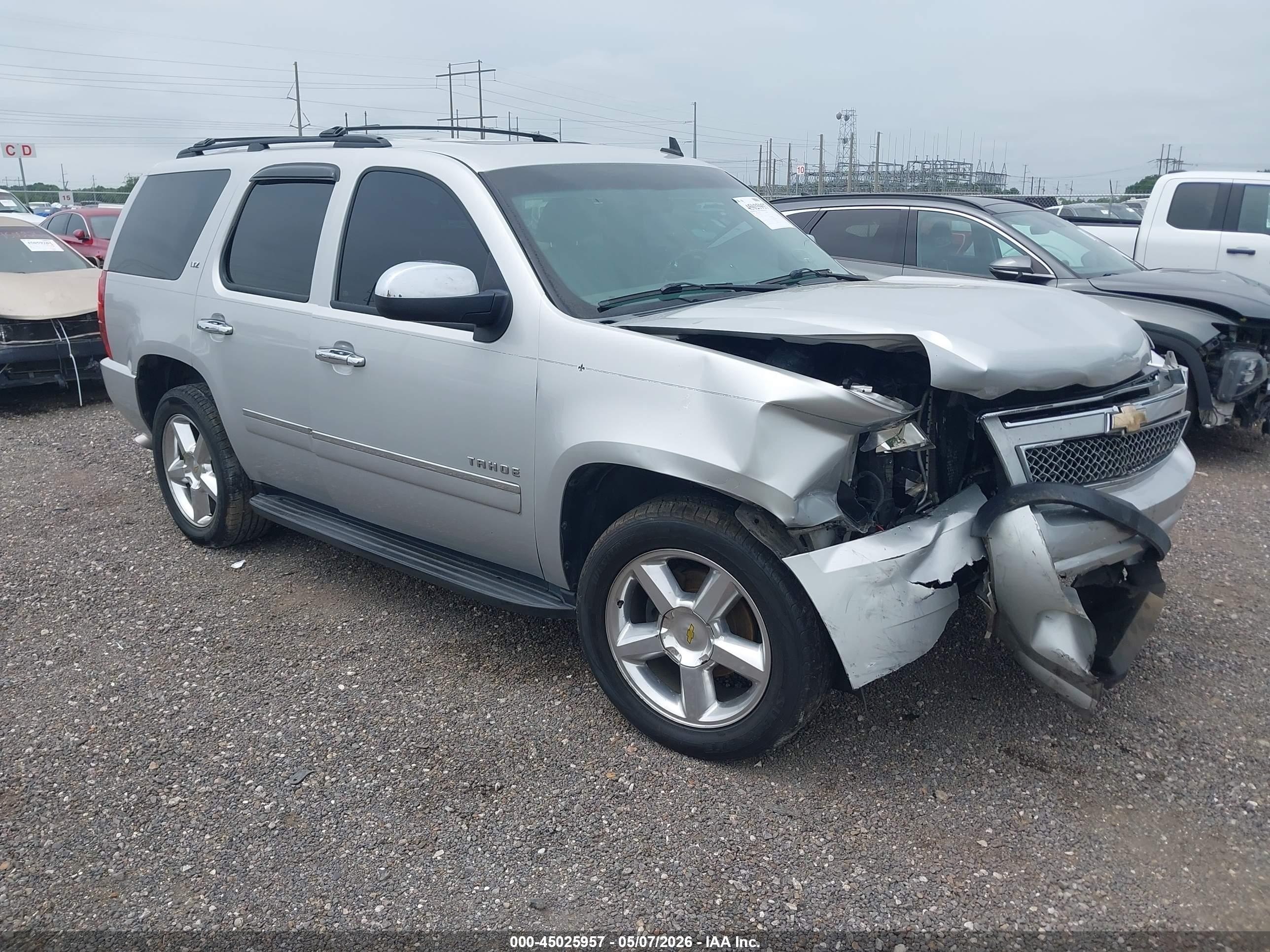 2010 Chevrolet Tahoe Ltz Серебряный vin: 1GNUCCE07AR219352